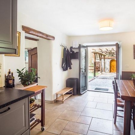 Kuninez, Holiday Home With Summer Kitchen Most na Soči Екстериор снимка