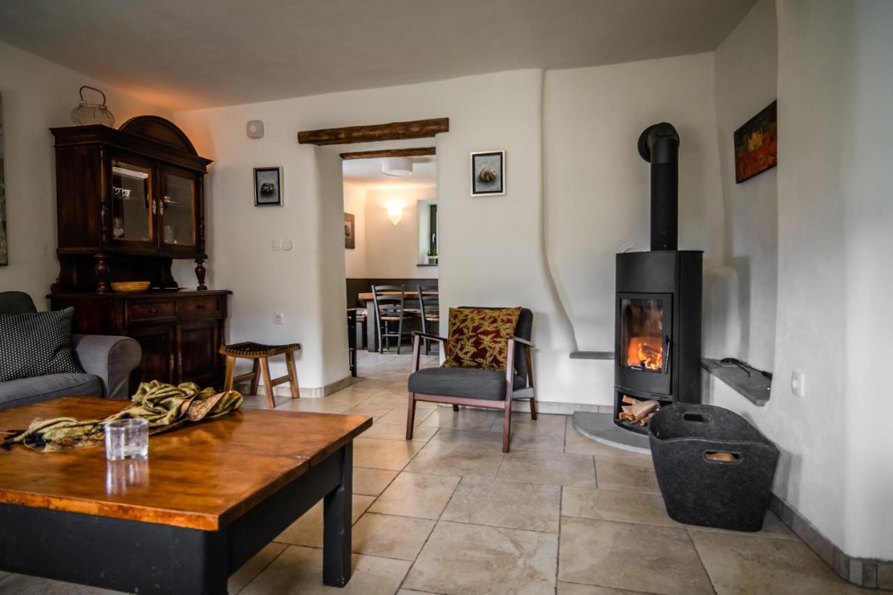 Kuninez, Holiday Home With Summer Kitchen Most na Soči Екстериор снимка