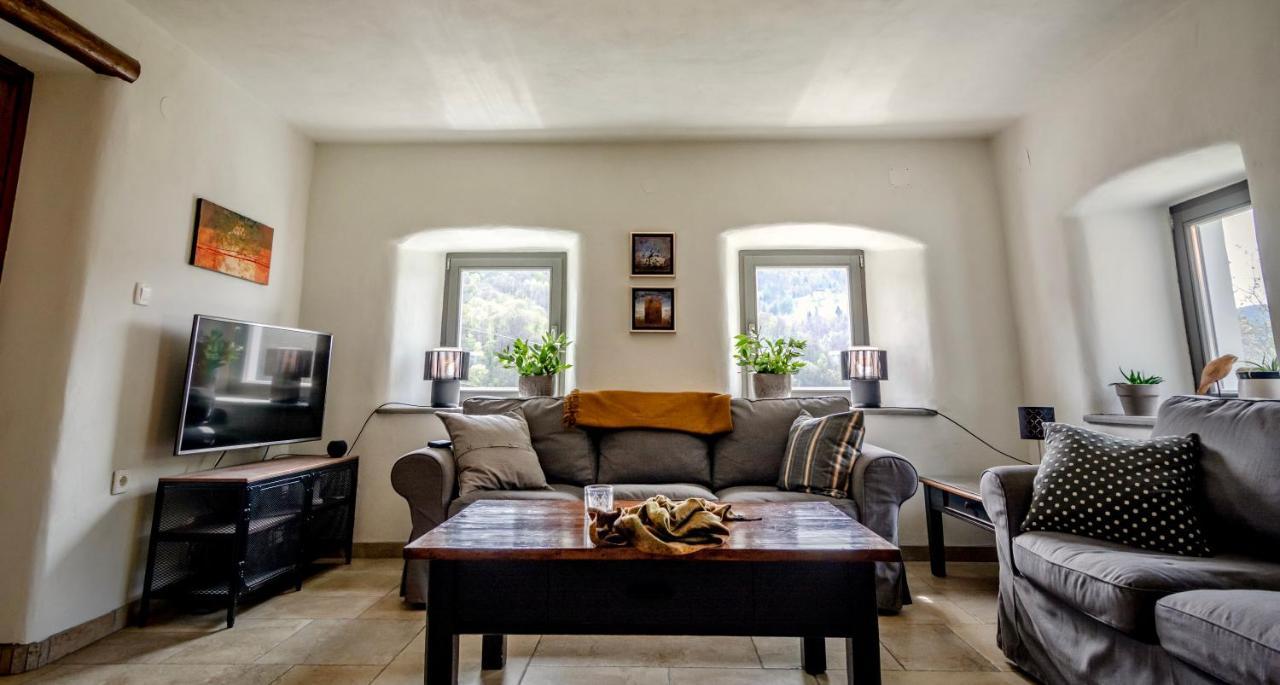 Kuninez, Holiday Home With Summer Kitchen Most na Soči Екстериор снимка