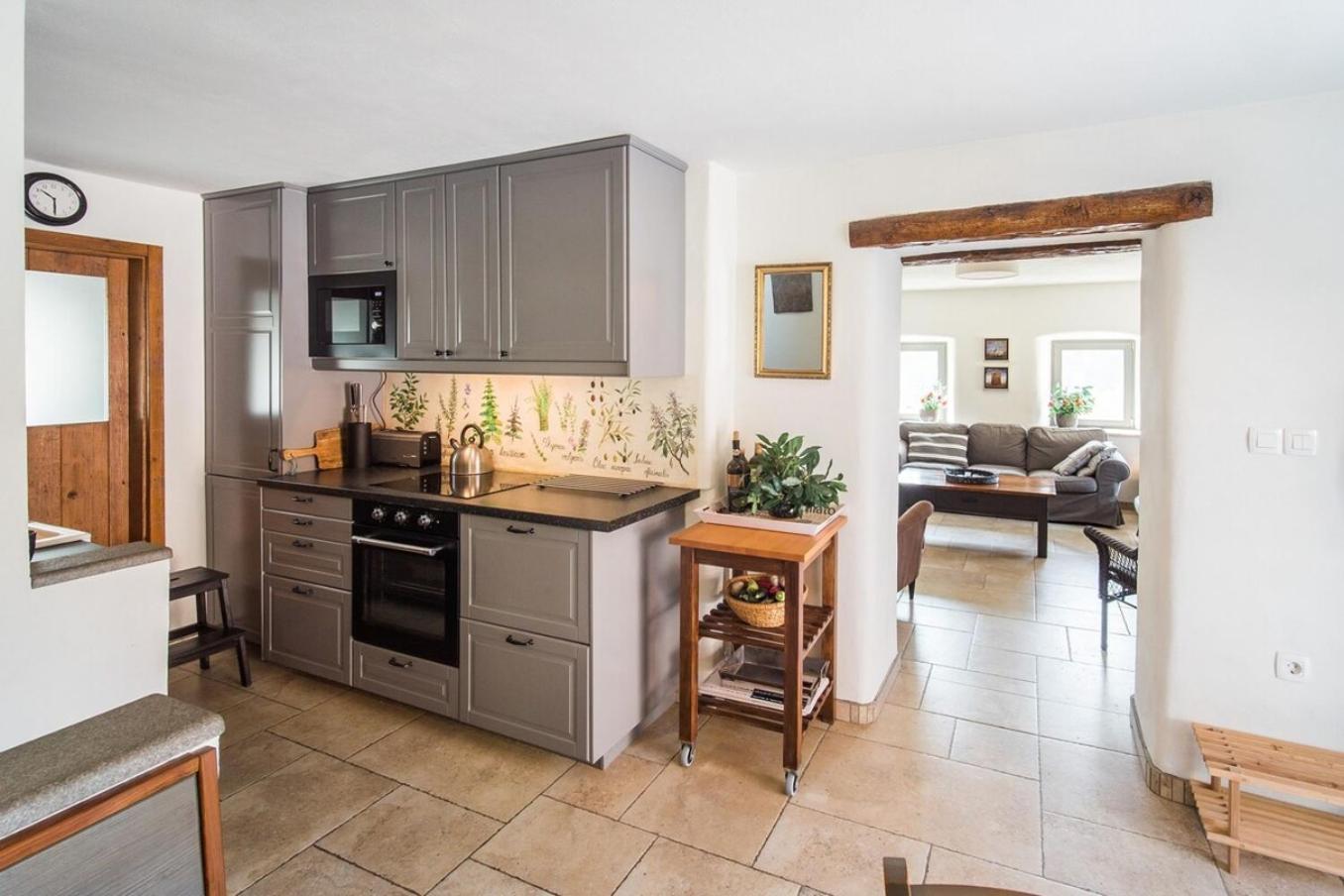 Kuninez, Holiday Home With Summer Kitchen Most na Soči Екстериор снимка