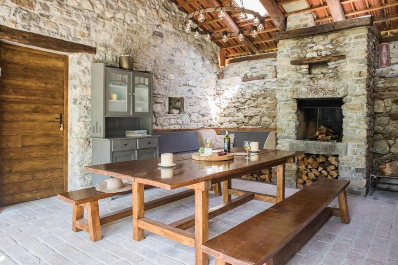Kuninez, Holiday Home With Summer Kitchen Most na Soči Екстериор снимка